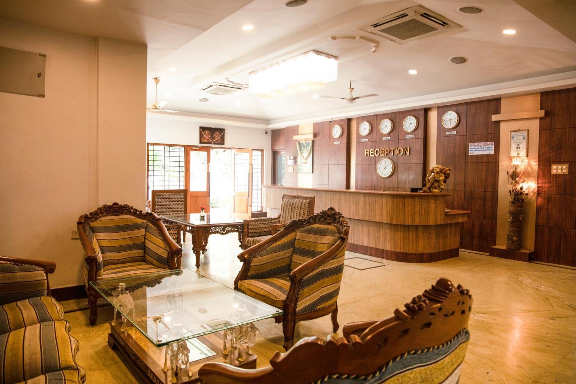 Saaral Resorts & Hotels Pvt Ltd Kuttalam  Exterior photo